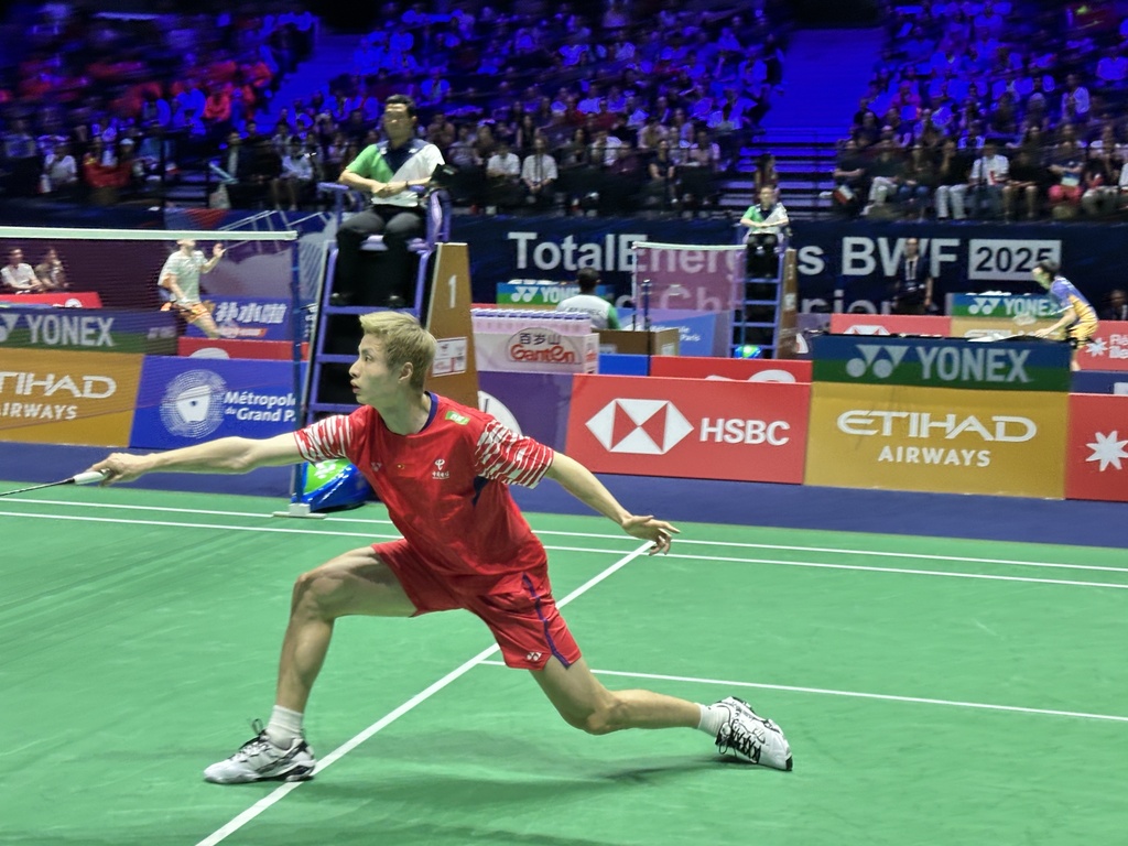 场上暴露短 场上暴露短